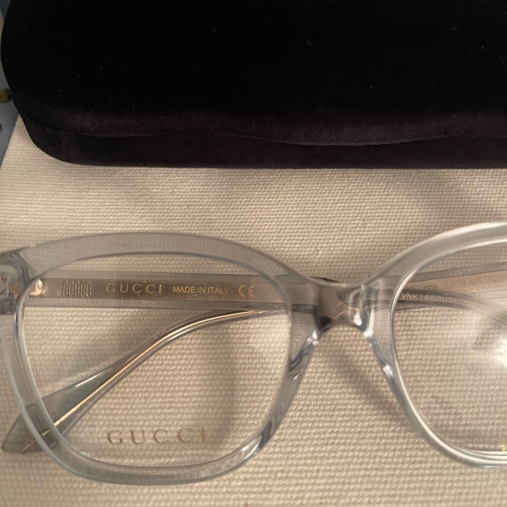 Gucci Women's Transparent Frame Glasses - Picture 5 of 14
